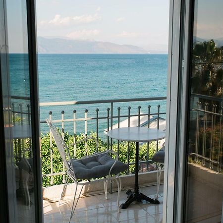Selianítika Plaz Hotel מראה חיצוני תמונה